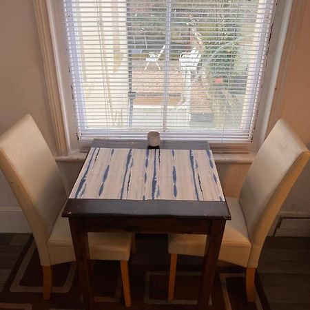 Lovely - 1 Bedroom Flat In Hastings Town Centre Exterior photo